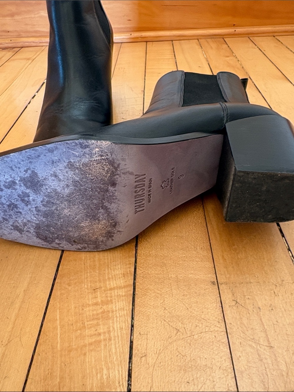 Thursday size 9 black leather boots - Picture 6 of 6
